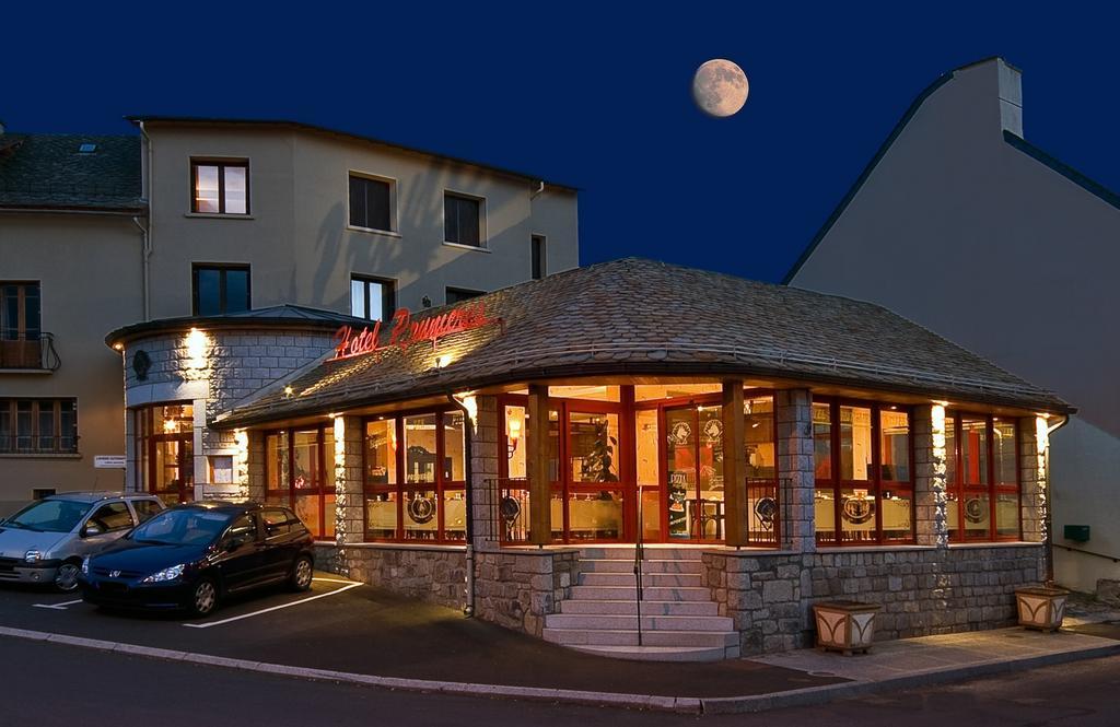 Hotel Restaurant Prunieres Омон-Обрак Экстерьер фото